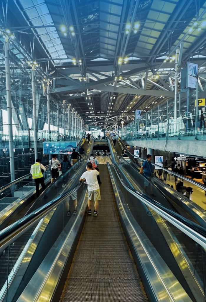 bangkok airports to the city